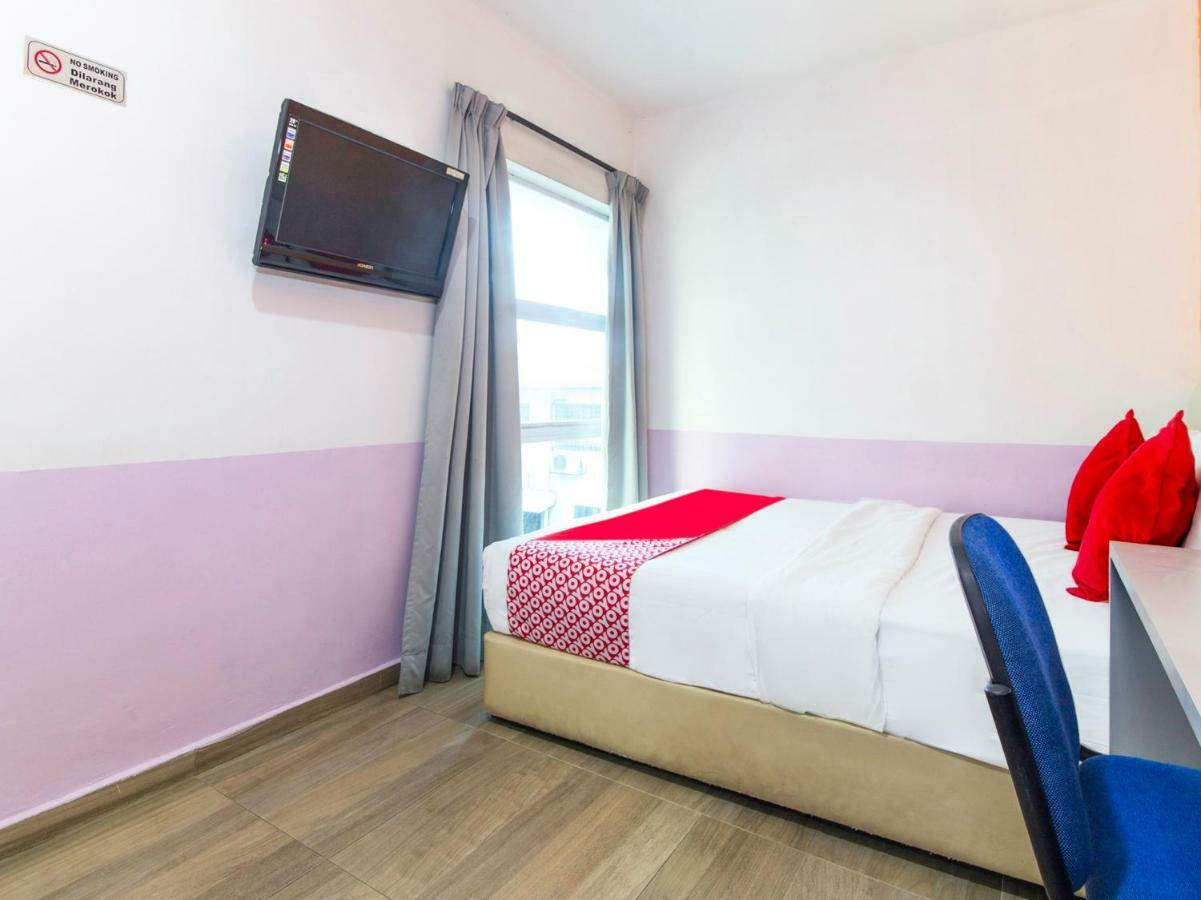City Kuchai Hotel -Kuchai Lama,Куала-Лумпур Экстерьер фото