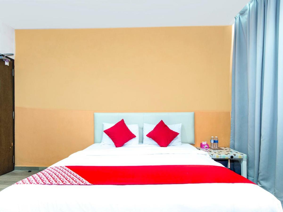City Kuchai Hotel -Kuchai Lama,Куала-Лумпур Экстерьер фото
